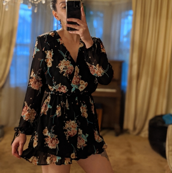 Black floral print romper - Picture 5 of 5